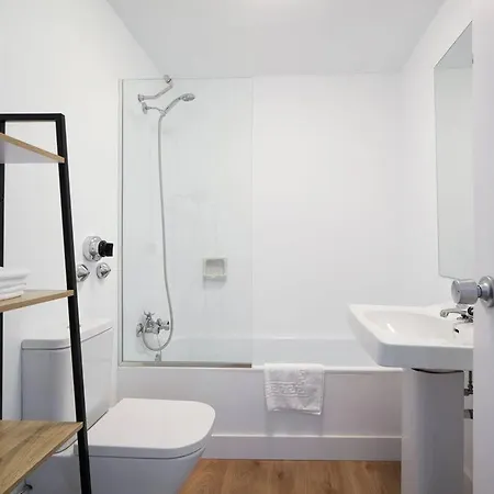 With Pool - Fantastic View Apartment