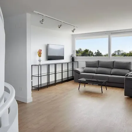 Apartment With Pool - Fantastic View *